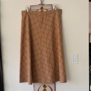 Pretty “HALOGEN” Skirt